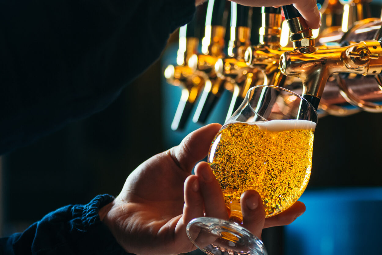 What Is Draft Beer: Tapped and Tantalizing - Quality, Taste, and Aroma Differences