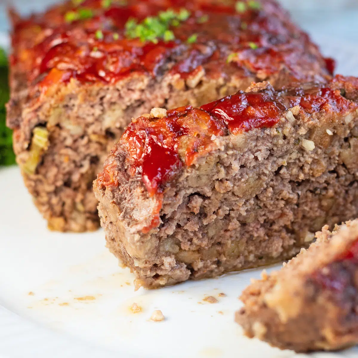 Do You Cover Meatloaf When Baking: The Debate on Baking Meatloaf – Covered or Uncovered?